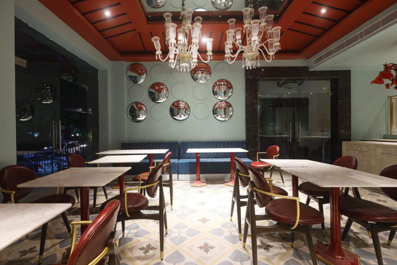 The Saga Hotel Nowe Delhi Zewnętrze zdjęcie
